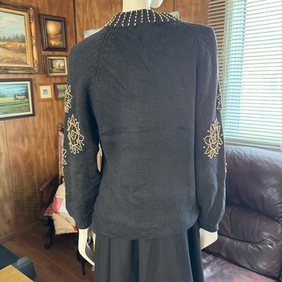 Stunning Vintage Beaded Sweater - Picture 5 of 8